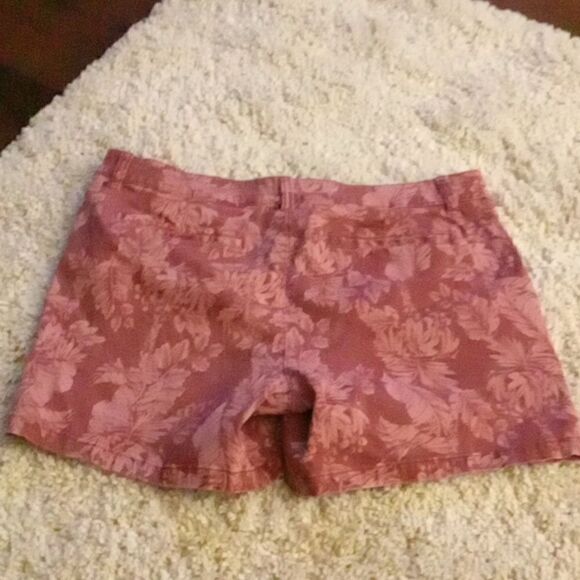 ANA A New Approach Burgandy Mali Tropic 5" inseam mid rise twill short size 12 - Picture 3 of 3